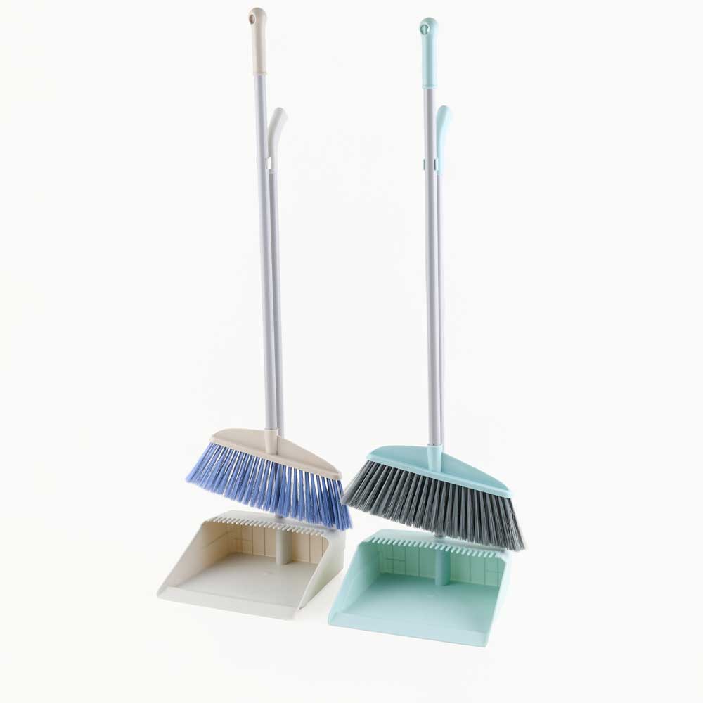 Featured Broom Set B