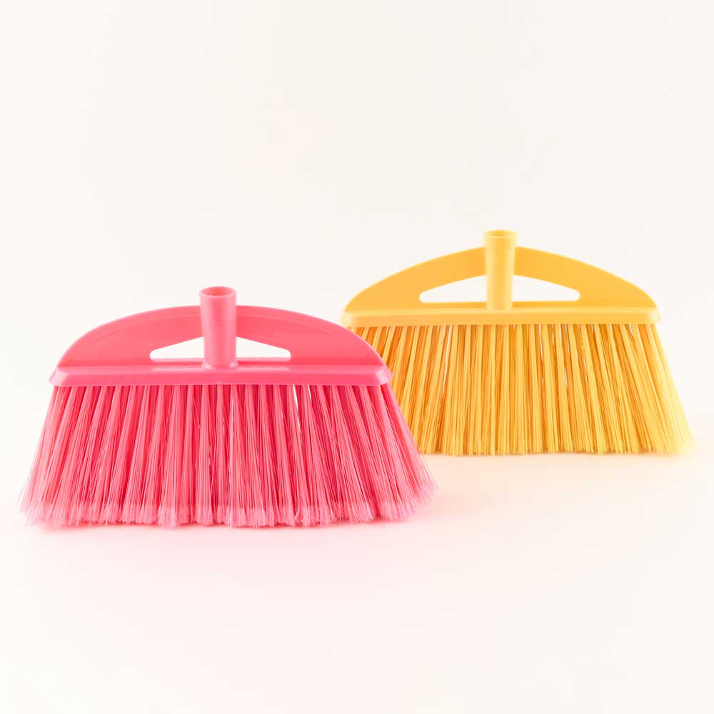 Featured Broom Set A