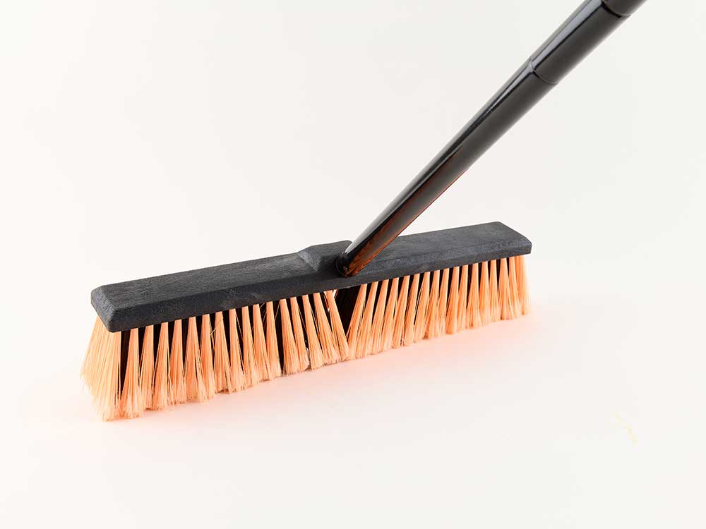 Bed brush