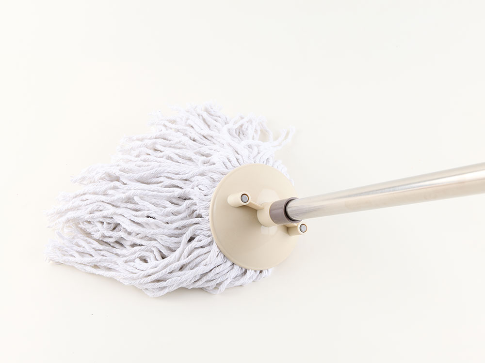 Round cotton mop with stainless steel handle